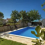 Casa Mira Tatil Evi