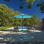 Casa Mira *
