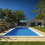 Tatil Evi Casa Mira Vranići