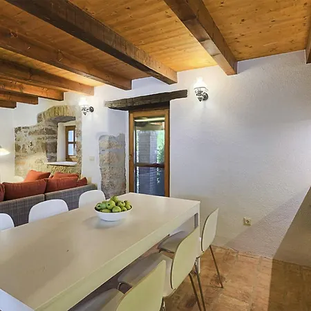 Semesterbostad Casa Mira