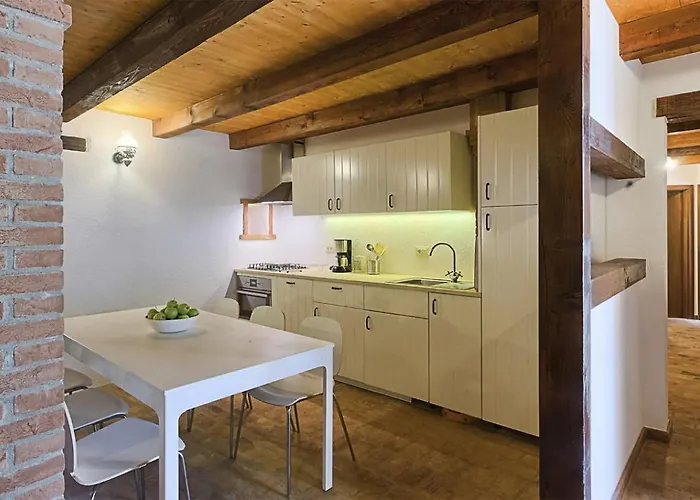Casa Mira Vikendica *