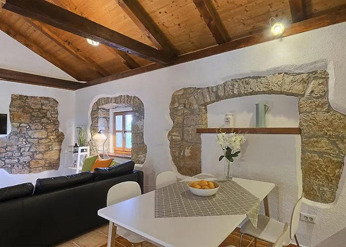 Vikendica Casa Mira *